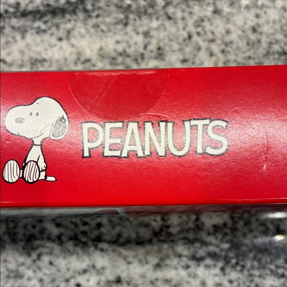 Peanuts Snoopy Christmas Crew Socks Set - Red, Blue, Gray - Picture 3 of 7